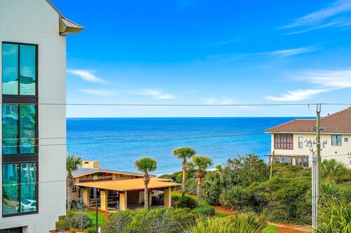 Cozy studio close to the beach with shared pool & tennis courts - shopping nearby