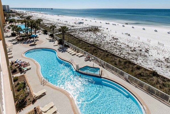 Pool - Gorgeous beachfront condo, private balcony, shared pool and beach access (Fort Walton Beach)