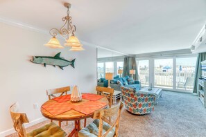 TV, offices - Sea Oats 104 - Gorgeous, Gulf-front condo with beach access, hot tub, outdoor pool, tennis (Fort Walton Beach)