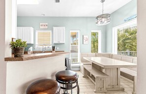 Dining - Stunning Beach Retreat with Shared Pool, Beach Access, Large Balcony & Gas Grill (Pensacola Beach)