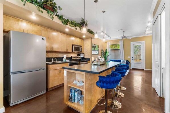 Microwave, oven, stovetop, dishwasher
