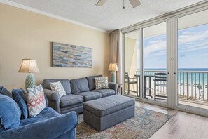 TV, DVD player, offices - Inviting 4th Floor Condo On Okaloosa Island Gulf-Front Views Shared pool (Fort Walton Beach)