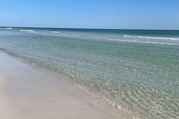 Beach - Snowbird-friendly home near the beach with large yard for dogs, boats, trailers (Santa Rosa Beach)