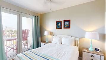 Fer et planche Ă repasser, Wi-Fi, draps fournis