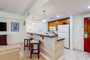 Interior - Breezy, 1st-floor resort condo with balcony, AC, pools, tennis, & golf (Miramar Beach)