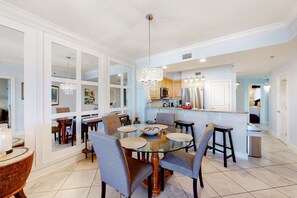 Dining - Floor Azure Condo with Shared Pool & Hot Tub, Ocean View, W&D, and Fast WiFi (Fort Walton Beach)