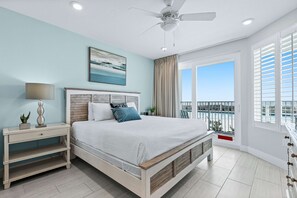 4 bedrooms, iron/ironing board, WiFi, bed sheets - Blu 103 - Luxurious gulf-front condo with resort amenities - near entertainment (Fort Walton Beach)