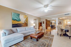 TV, DVD player, offices - Charming Gulf front condo with courtyard, pool access, & full gulf view (Santa Rosa Beach)
