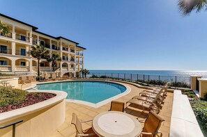 Pool - Charming Gulf front condo with courtyard, pool access, & full gulf view (Santa Rosa Beach)