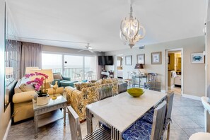 TV, DVD player, offices - Gulf-front Condo on Fifth Floor with beach Views, pool & Gym (Miramar Beach)