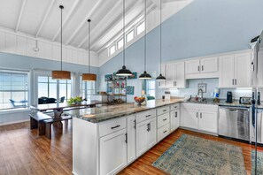 Fridge, microwave, oven, stovetop - Dog-friendly with Gulf view, pool, balcony, deck, fireplace, central AC, & W&D (St. George Island)
