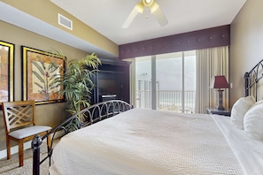 2 bedrooms, iron/ironing board, WiFi, bed sheets - Family-friendly 13th-floor condo w/furnished balcony, shared tennis, and pool (Miramar Beach)