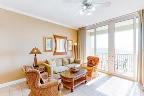 TV, DVD player, offices - Welcoming 6th Floor Condo Incredible Gulf-Front Views Near Local Activities (Fort Walton Beach)