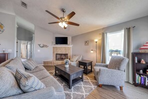 TV, offices - Dog-friendly coastal home w/ a game room and covered patio (Port St. Joe)