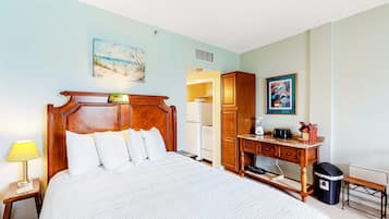 Iron/ironing board, internet, bed sheets