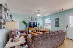 TV, offices - Family-Friendly Home w/ Shared Pool, High-Speed WiFi, Washer/Dryer, & Central AC (Mexico Beach)