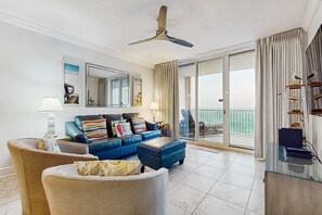 TV, DVD player, offices - Modern , Beachfront Condo with Shared Pools, Nearby Activities, Shops, Restaurants (Fort Walton Beach)
