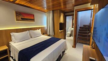 Vila luxo, vista parcial para o mar