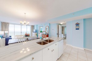 Interior - Fourth floor spacious, beachfront condo with views - close to entertainment (Fort Walton Beach)