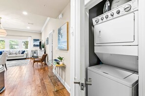 Interior - Modern, ground-floor condo with patio, WiFi, W&D, pool & hot tub - snowbirds OK (Miramar Beach)