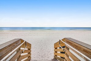 On the beach - Gulf front condo with furnished patio, pool, fitness room, boardwalk to beach (Fort Walton Beach)