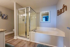 Douche, serviettes fournies