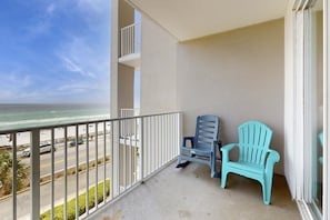 Property grounds - Majestic Sun B305 | Beachfront Bliss! (Miramar Beach)