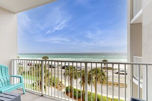 Property grounds - Majestic Sun B305 | Beachfront Bliss! (Miramar Beach)