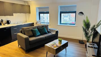 Apartment, 1 Bedroom, Non Smoking | Living area