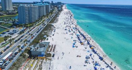 Sunny Seascape Condo w/ Spacious Balcony - Pools, Golf & Tennis