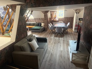 Unclassified image, 5 of 17, button - Apartment “Four Seasons Autumn” with Wi-Fi (Bad Langensalza)