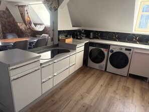 Unclassified image, 4 of 17, button - Apartment “Four Seasons Autumn” with Wi-Fi (Bad Langensalza)