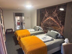 Unclassified image, 5 of 17, button - Apartment “Four Seasons Autumn” with Wi-Fi (Bad Langensalza)