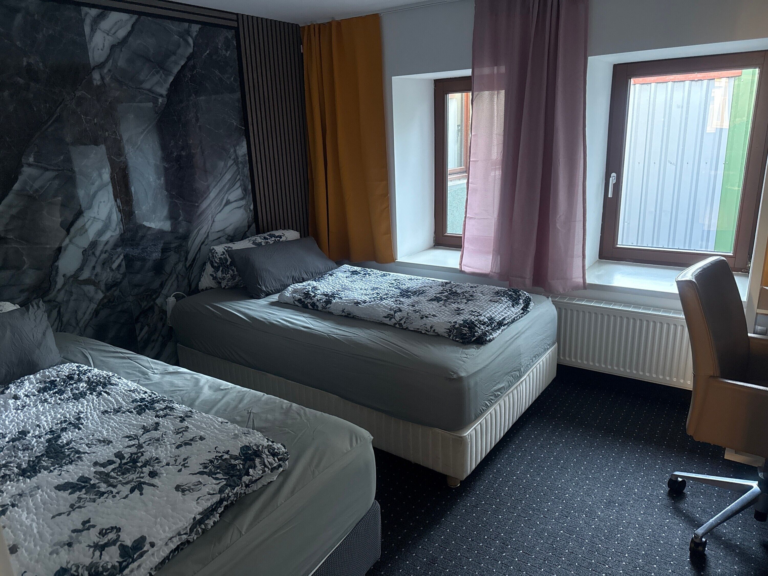 3 bedrooms, WiFi, bed sheets