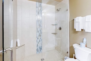 Shower, hair dryer, towels - Updated ground floor beachside condo with private beach access & patio (Miramar Beach)