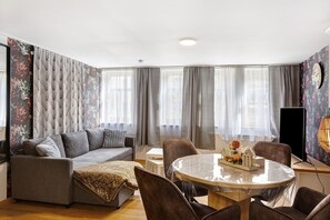 TV - Apartment 'Four Seasons Summer' in Bad Langensalza (Bad Langensalza)