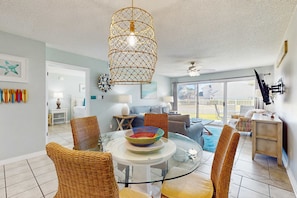 Interior - Beach haven at Maravilla Resort with 2 pools & tennis (Miramar Beach)