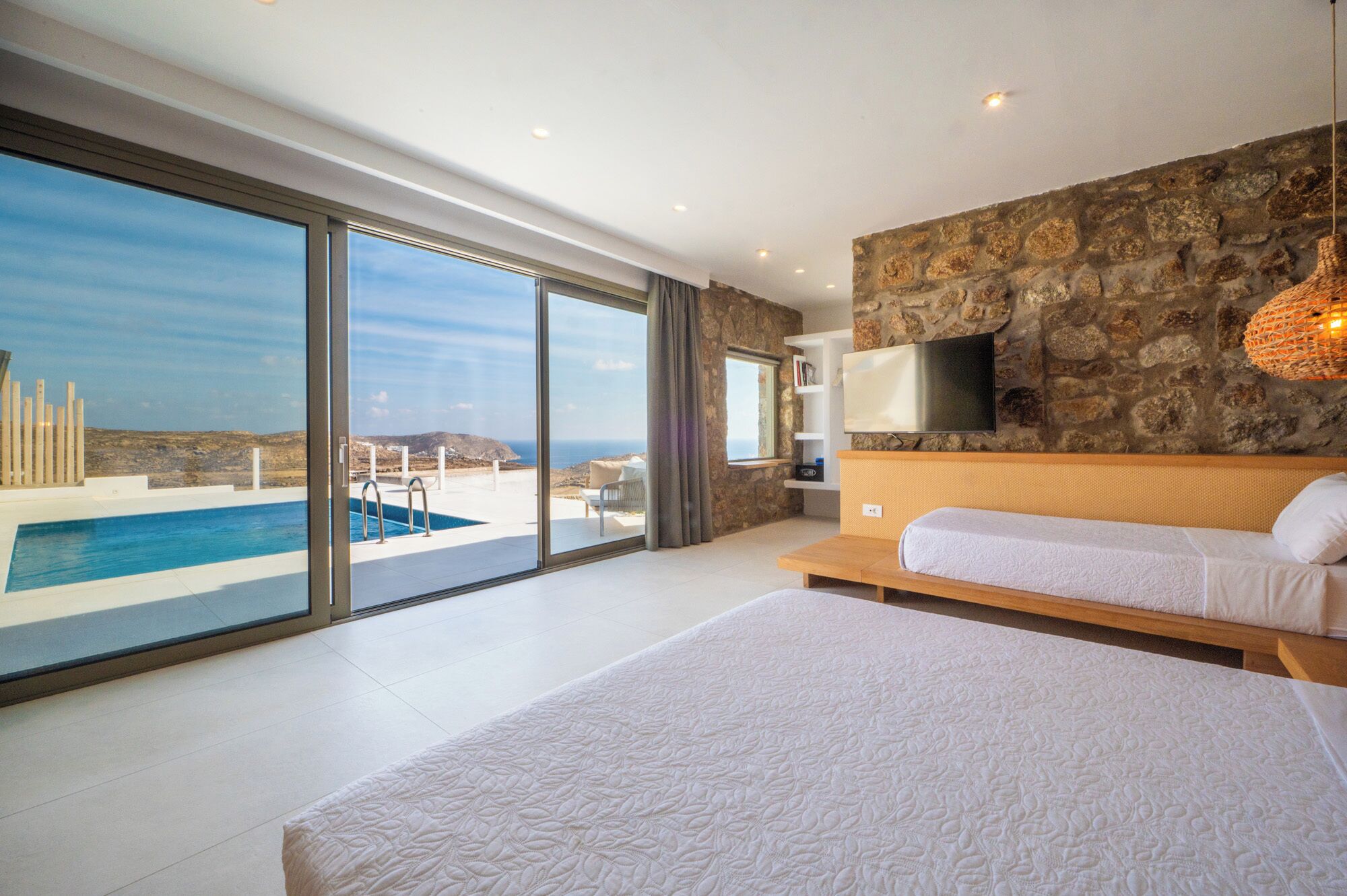 Caja de seguridad en la habitación y cortinas blackout 