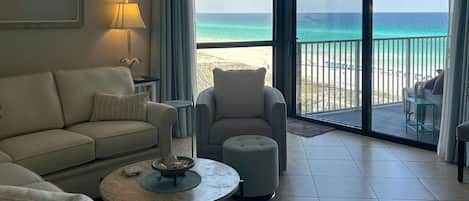 Televisión, oficina