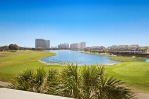 Golf - Comfortable dog-friendly townhome with full kitchen - walk to the beach (Miramar Beach)
