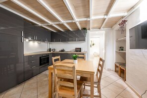 Private kitchen - Verdi's Nest - Loft with Wifi and A/C (Milano)