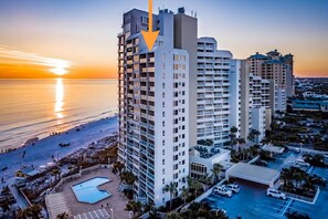 Exterior - Luxurious 16th Floor oceanfront retreat with shared pool & resort amenities (Miramar Beach)