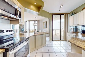Fridge, microwave, oven, stovetop - Beautiful beachfront condo w/ shared pool, tennis, & beach access (Miramar Beach)