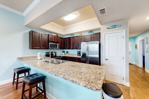 Fridge, microwave, oven, stovetop - Beach service included at gated coastal condo with pool, hot tub, W&D, & balcony (Miramar Beach)