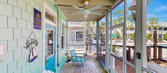 Welcoming Cottage with Hot Tub - 1 Mile to Windmark Beach