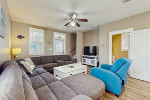 Fernseher, Stereoanlage, Arbeitsbereiche