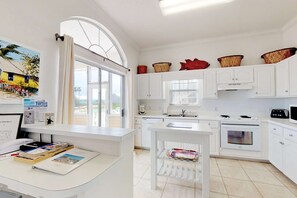 Fridge, microwave, oven, stovetop - Beautiful dog-friendly home steps away from the beach (St. George Island)