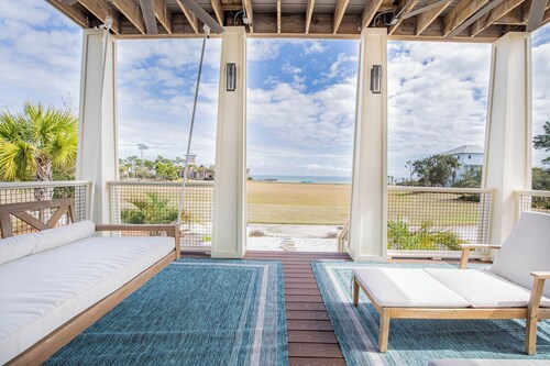 North Cape BAY FRONT, pet considered, elevator, Ovation community, beach gear