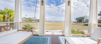 North Cape BAY FRONT, pet considered, elevator, Ovation community, beach gear