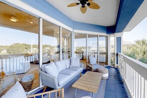 Terrace/patio - Lakefront condo with water-view balcony, private golf cart, resort pool & amenities (Miramar Beach)